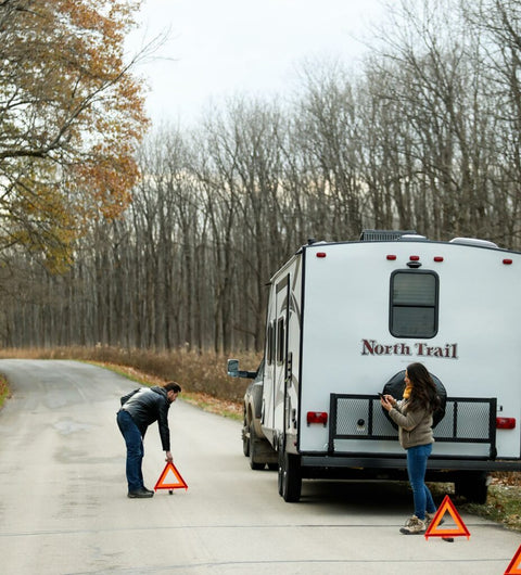 Navigating the Unexpected: Dealing with Emergencies on the Road