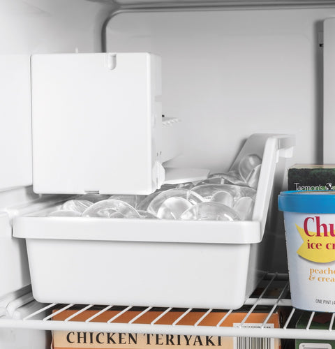 GE GIE17GSNRSS Built-In Icemaker Close-Up - Ice Bin Full in Top-Freezer Compartment | United RV Parts