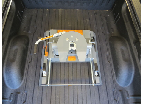 B&W Companion Slider 5th Wheel Hitch - Installed in GM Truck Bed | United RV Parts